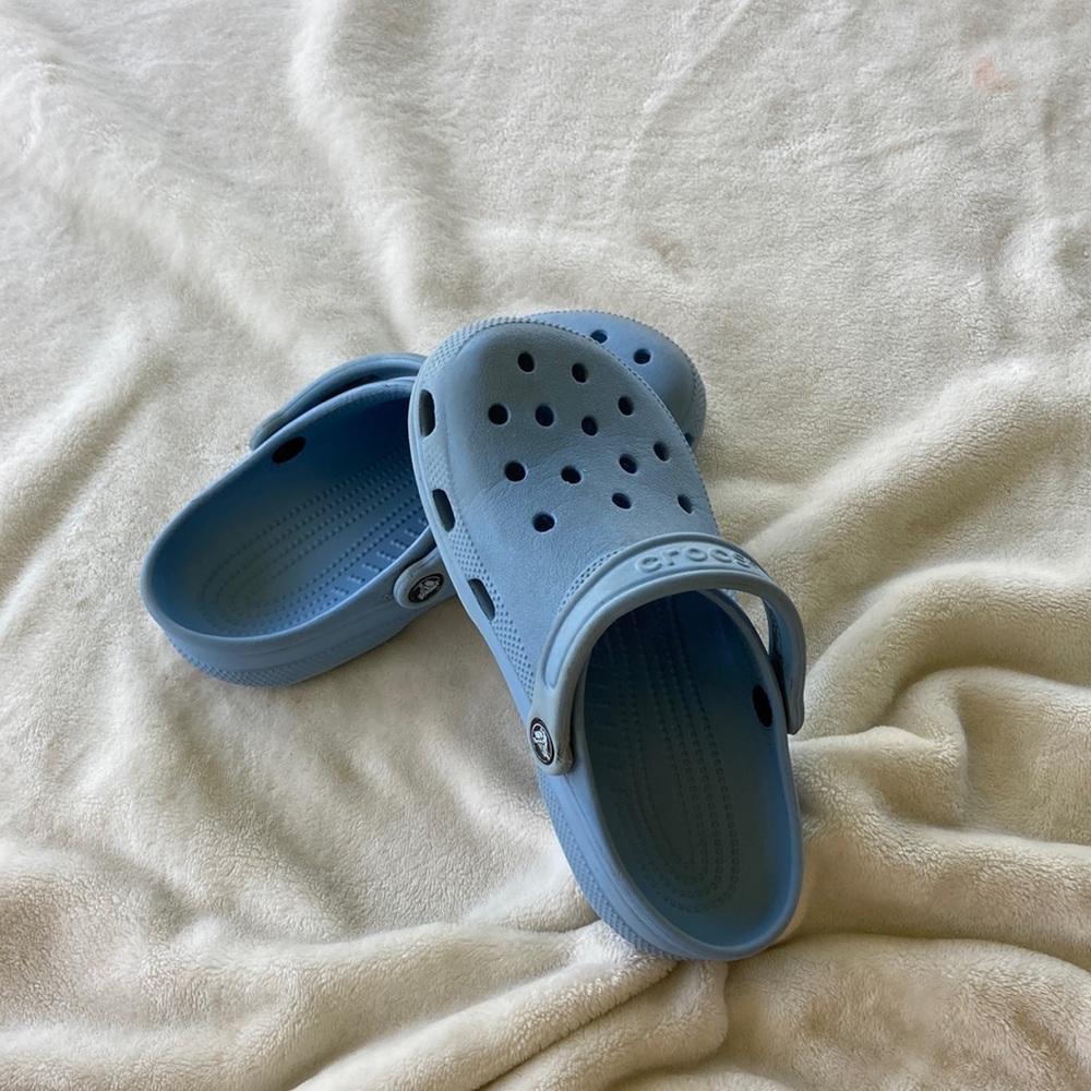 Crocs Blue
